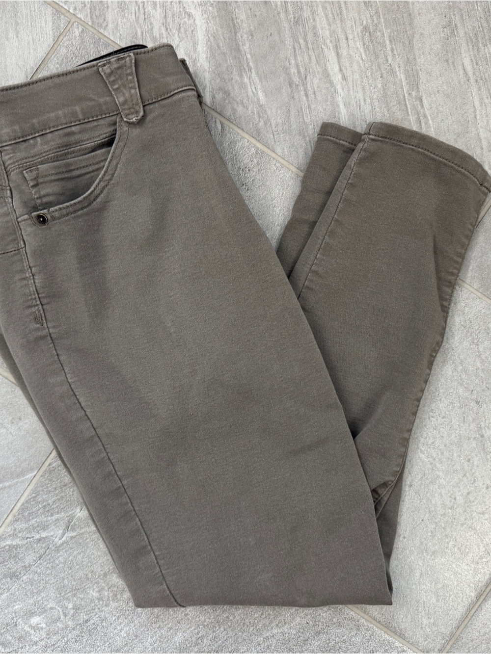 Democracy Slim Jeans in a Taupe-Gray